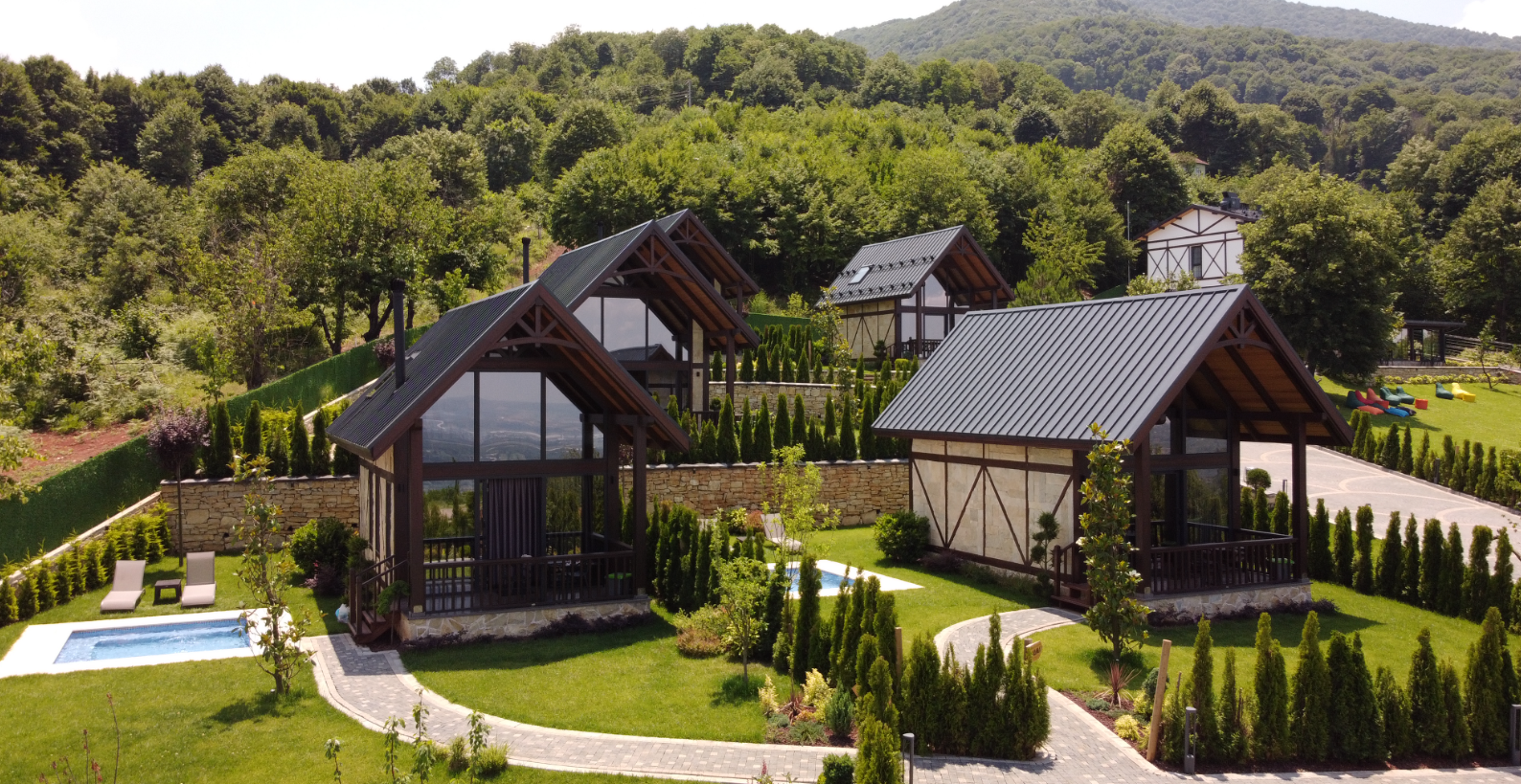 Karın ve Eğlencenin Dorukları: En İyi Kayak Otelleri Listesi