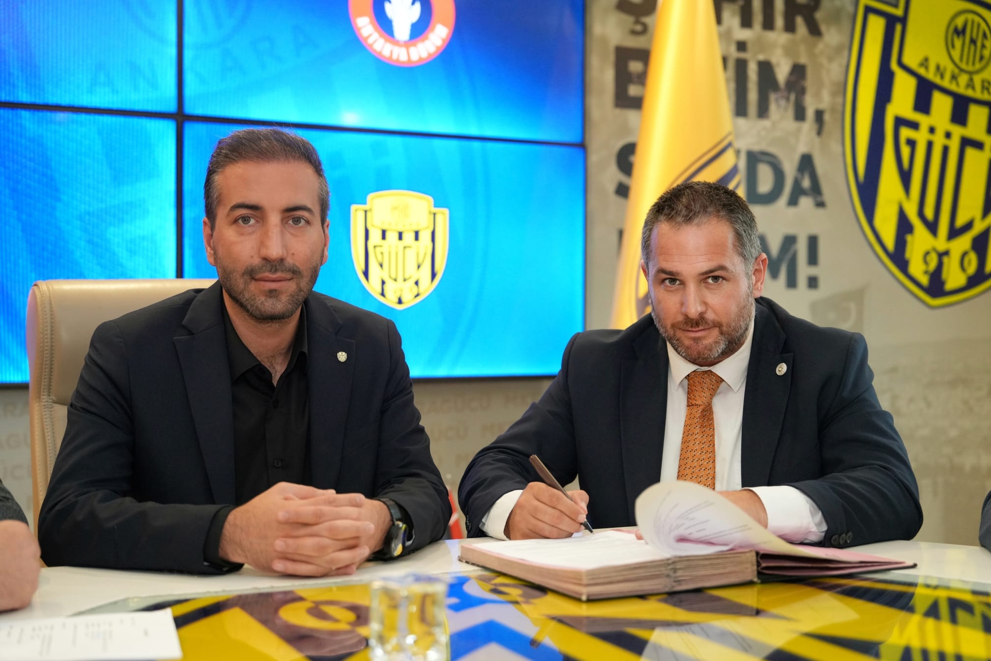 Fırat Çınar: Sahadan Sofraya Uzanan Bir Liderlik Hikâyesi