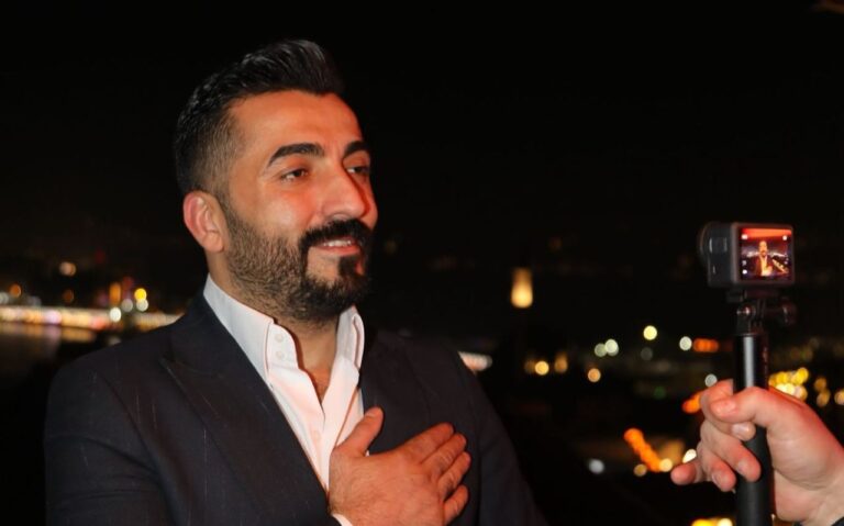 İş İnsanı Adem Özen Moss Lounge Yılbaşında Mekan Full Çekerek Bir Rekor Daha Kırdı