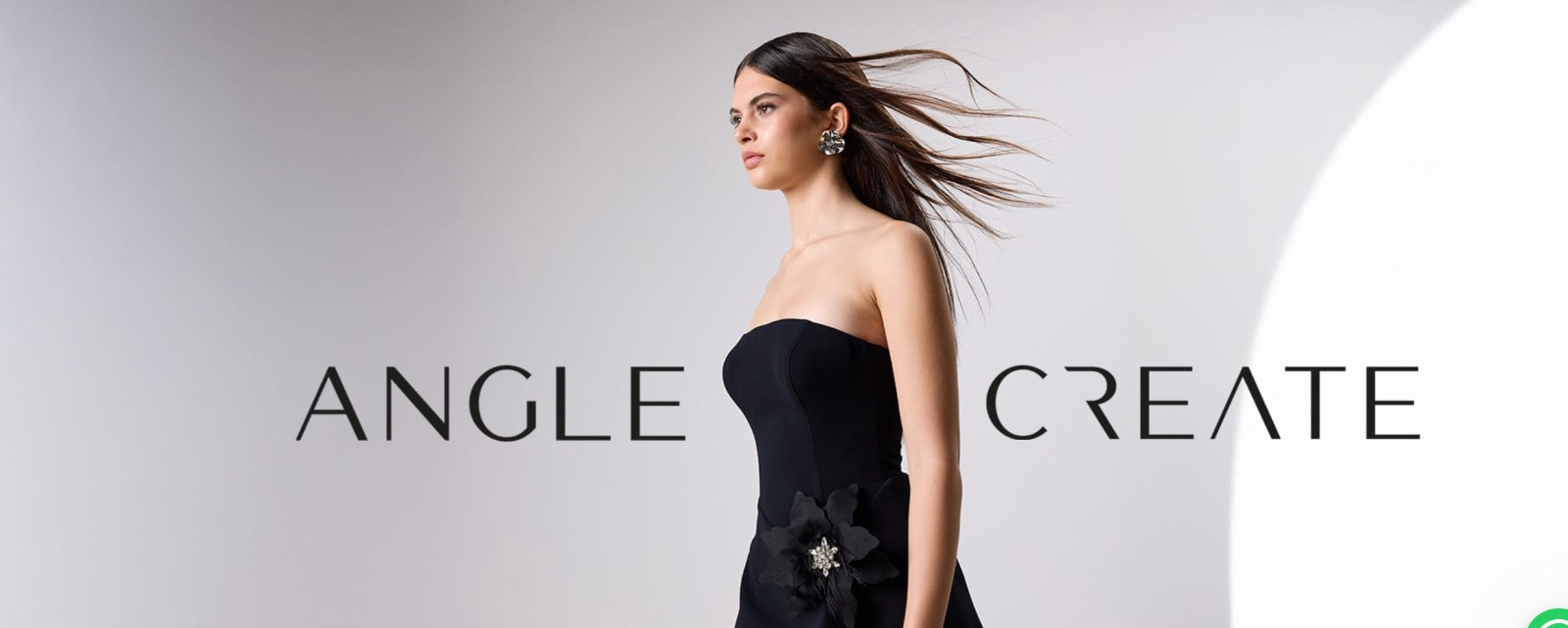 Angle Create ile Şık Kadınlar