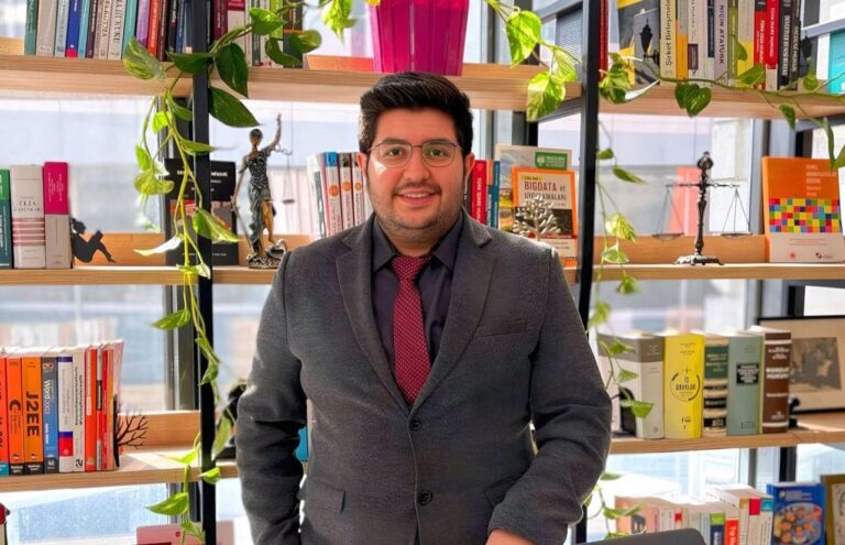 Arian Mesbahi Herand Academy Türkiye ve Easy Apply ile Yurt Dışı Eğitimde Güçlü Ağ